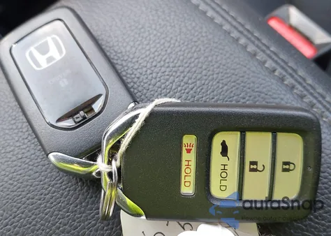 2016 Honda Cr-V Touring z USA, uszkodzony, nr VIN 5J6RM4H95GL118070